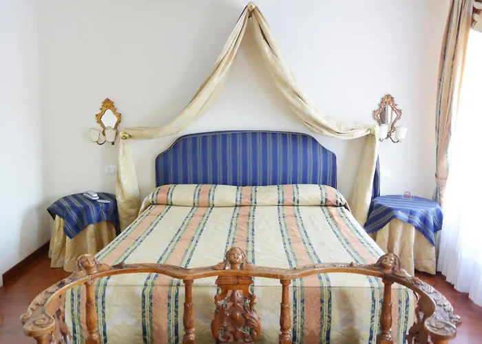 San Zulian Hotel 3*