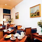 فندق San Zulian 3*
