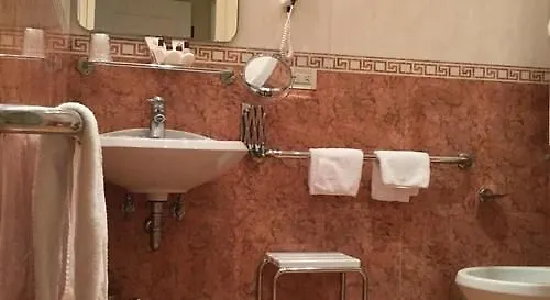 圣祖立安酒店 酒店 3*